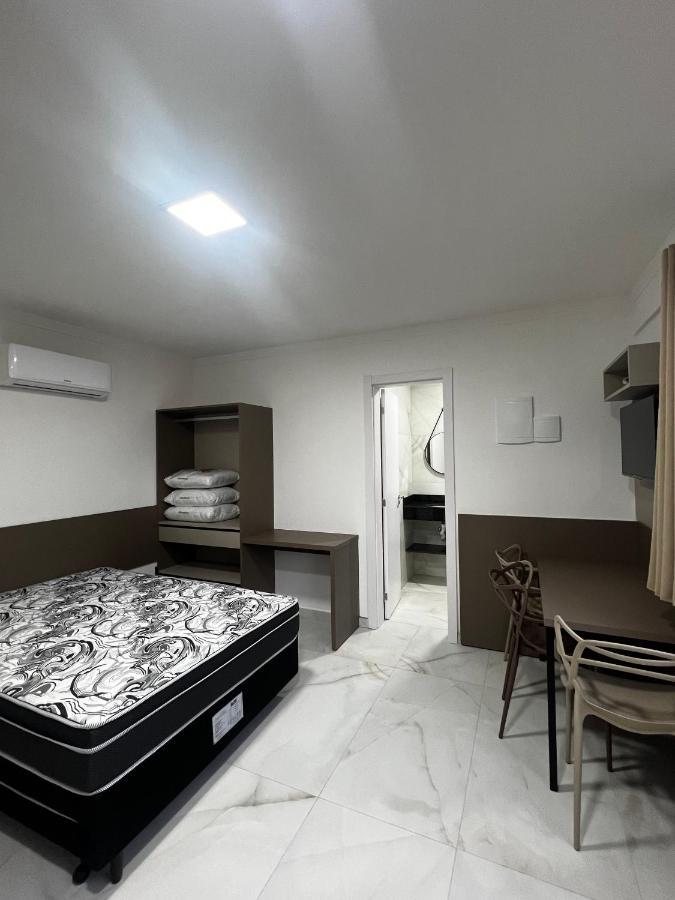 Residencial Bernardo Apartment Bombinhas Exterior photo