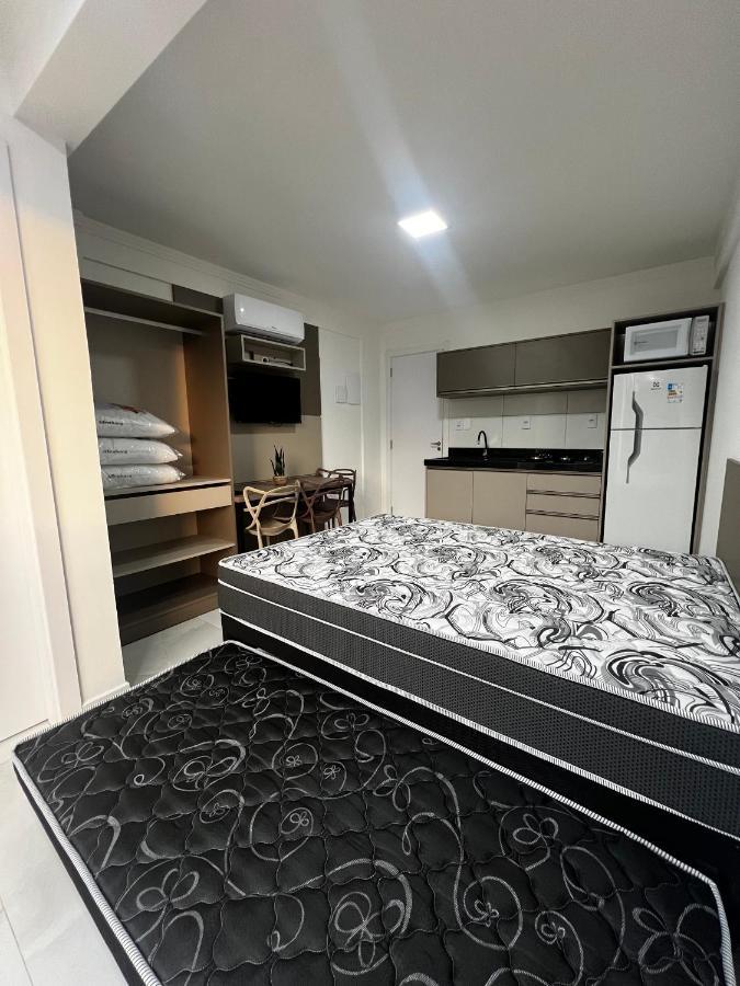 Residencial Bernardo Apartment Bombinhas Exterior photo