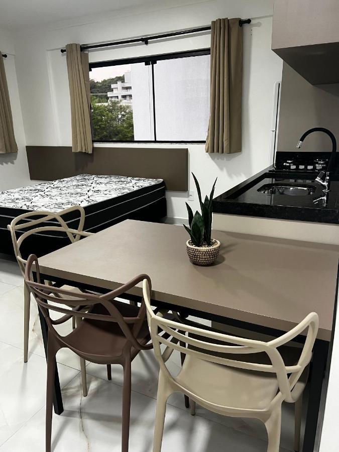 Residencial Bernardo Apartment Bombinhas Exterior photo
